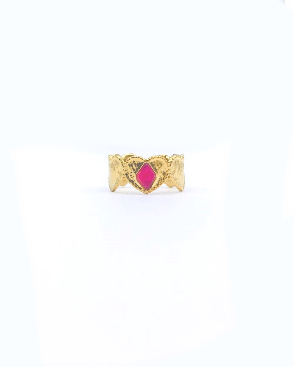 HEARTS FUSCIA STEEL RING