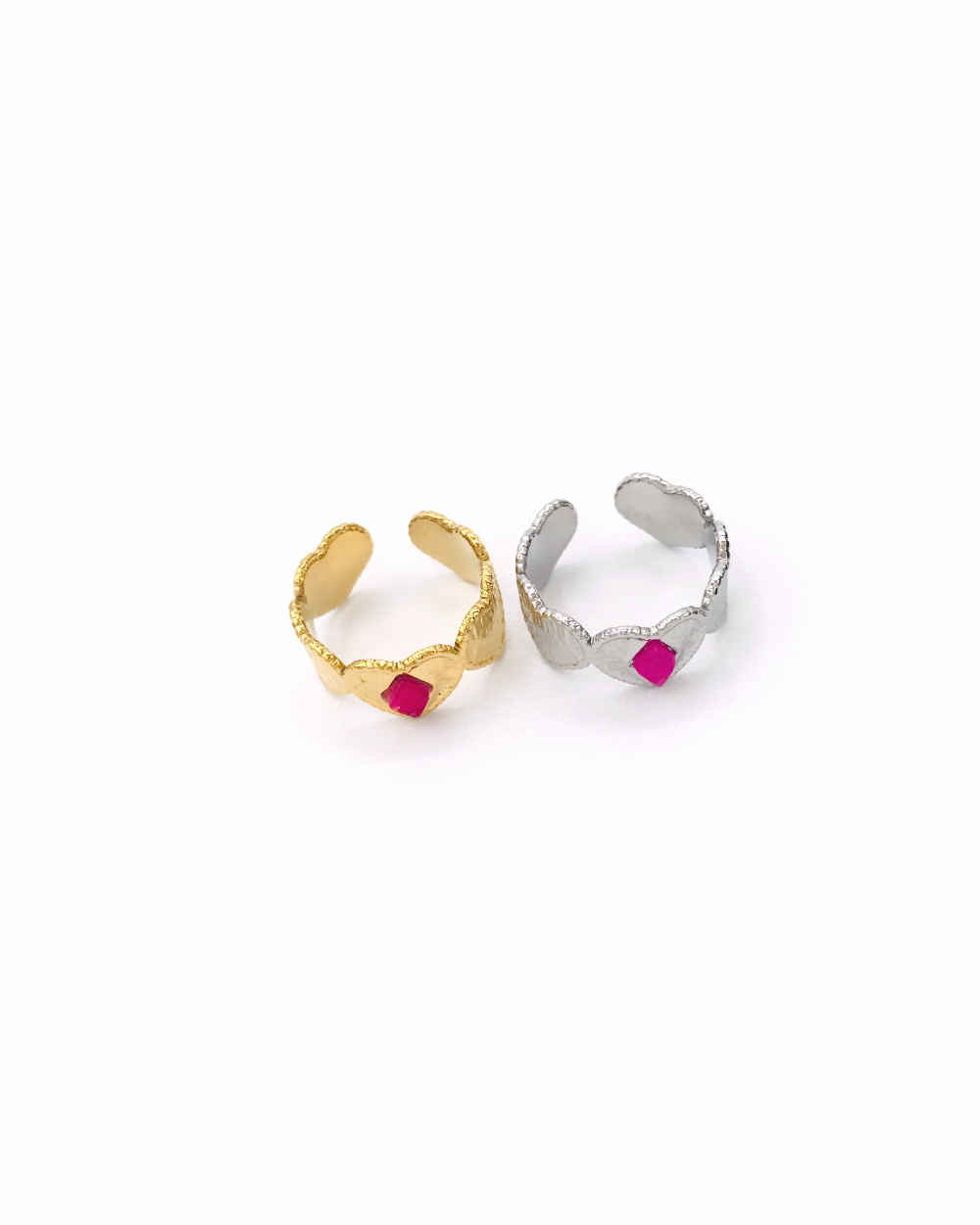 HEARTS FUSCIA STEEL RING